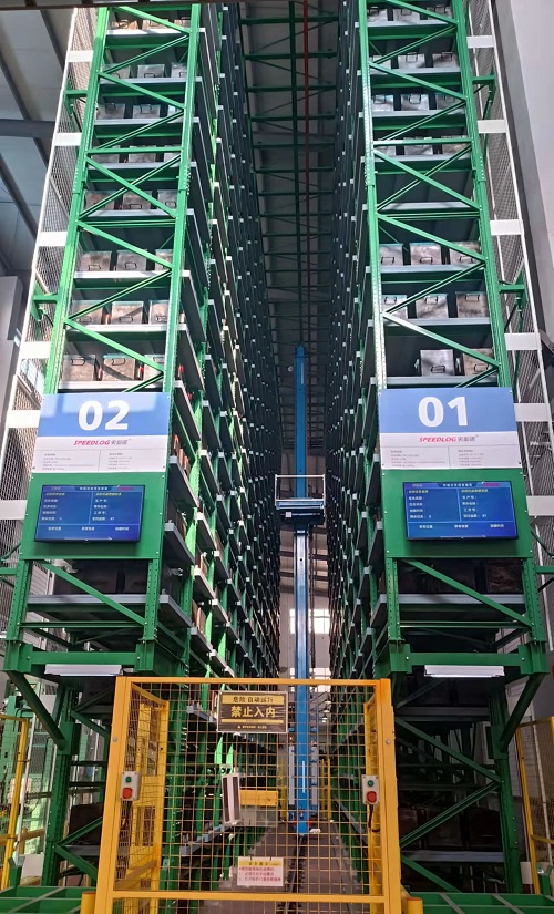 Sistema de almacén automatizado para la industria automotriz