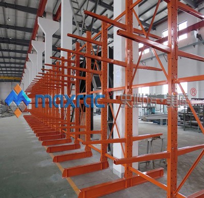 Choosing the Right Cantilever Rack System